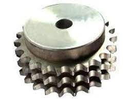 PIGNON TRIPLE AVEC MOYEUX ISO 24B3 - 1”1/2 x 1" PAS 38.1mm A  ALÉSER