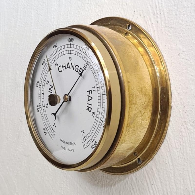 BAROMETRE DE 12 BARS